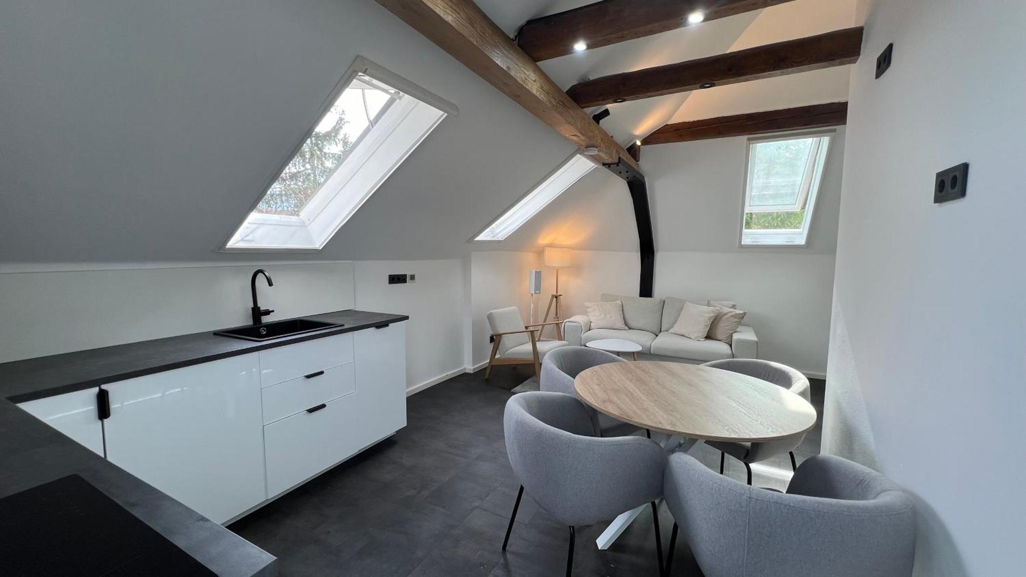Ludwigshome - Zentrale Lage, Luxusbad, Workspace, Klima Ludwigsbourg Extérieur photo